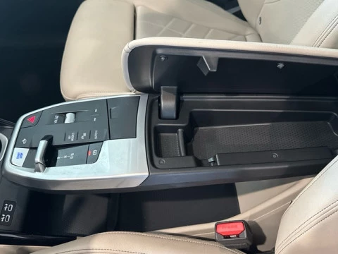 BMW iX1 xDrive30 230 kW (313 CV)