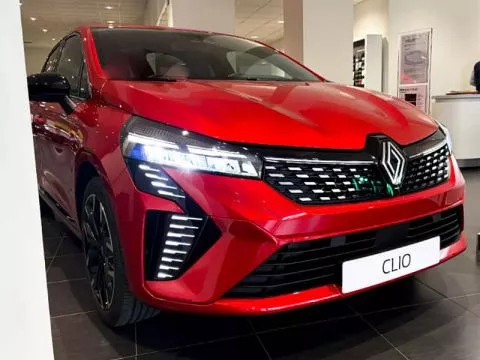 Renault Clio Techno E-Tech full hybrid 145 (103kw)