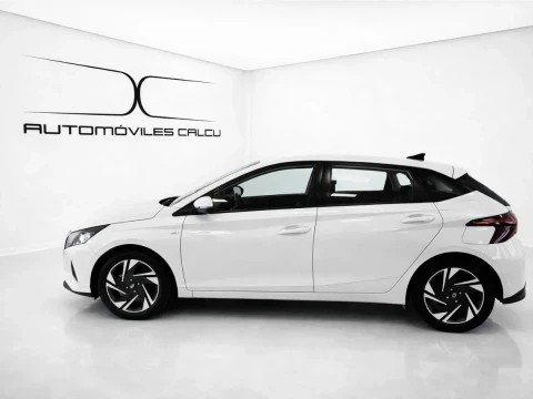 Vista perfil izquierdo del  Hyundai I20 1.0 TGDI 74kW (100CV) Klass.