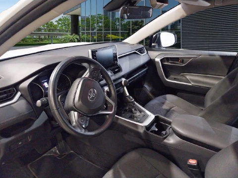 Toyota Rav4 2.5l 220H Business