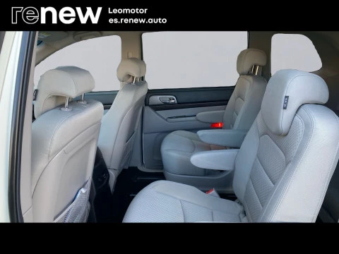 Ssangyong Rodius  D22T Premium