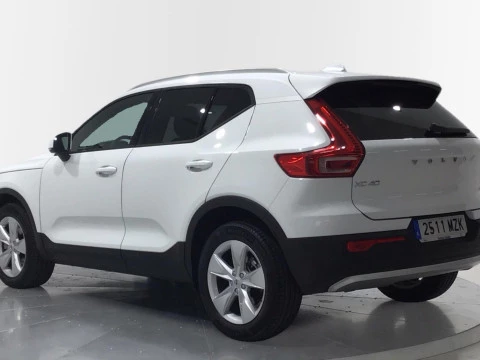 Volvo XC40 XC40 Core, B3 Mild hybrid, Gasolina