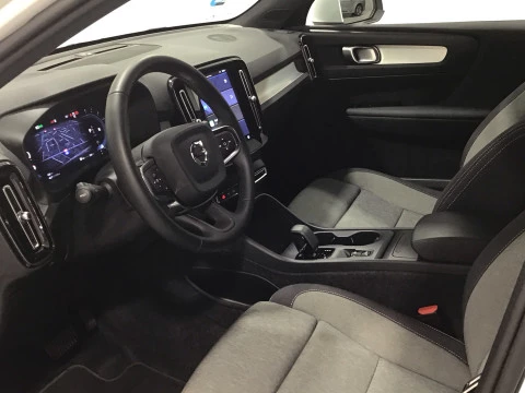 Volvo XC40 XC40 Core, B3 Mild hybrid, Gasolina