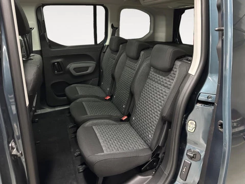 Peugeot Rifter Rifter GT BlueHDi 130 EAT8 Standard