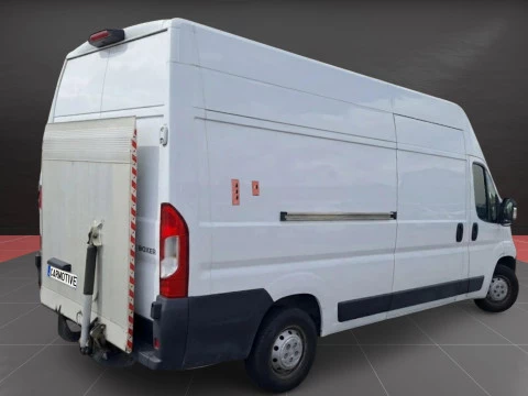 Peugeot Boxer L3H3 140 CV Con Trampilla Elevadora