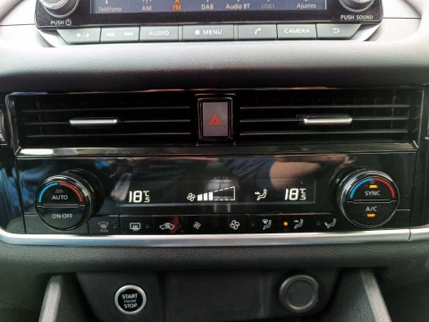 Nissan Qashqai 1.3 DIG-T 116KW N-CONNECTA CVT 5P