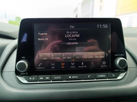 Nissan Qashqai 1.3 DIG-T 116KW N-CONNECTA CVT 5P