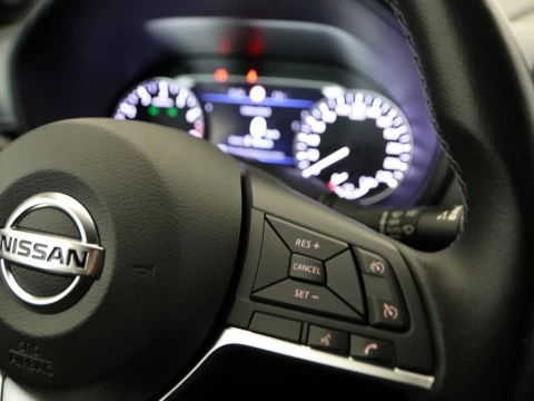 Nissan JUKE 1.0 DIG-T 84KW N-CONNECTA 5P