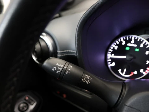 Nissan JUKE 1.0 DIG-T 84KW N-CONNECTA 5P