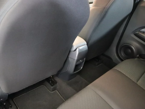 Nissan JUKE 1.0 DIG-T 84KW N-CONNECTA 5P