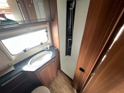 LMC I585 I585 EXPLORER SPORT