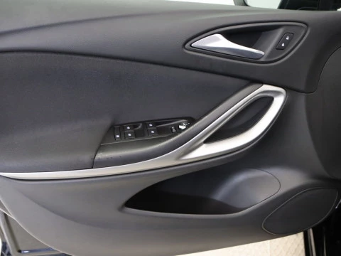 Opel ASTRA SPORT TOURER 1.4T SHT ULTIMATE CVT SW 5P