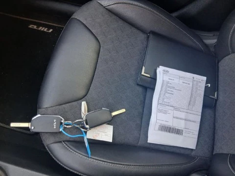 Kia Niro 1.6 GDi PHEV 104kW (141CV) Drive