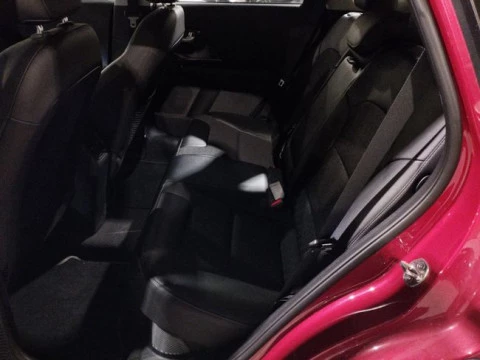 Kia Niro 1.6 GDi PHEV 104kW (141CV) Drive