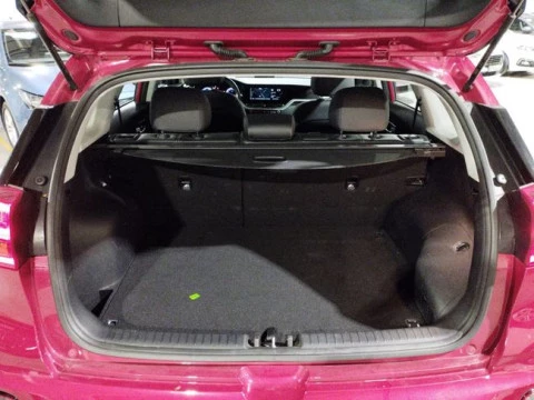 Kia Niro 1.6 GDi PHEV 104kW (141CV) Drive