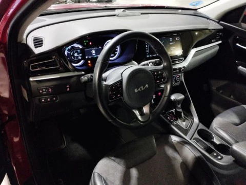 Kia Niro 1.6 GDi PHEV 104kW (141CV) Drive