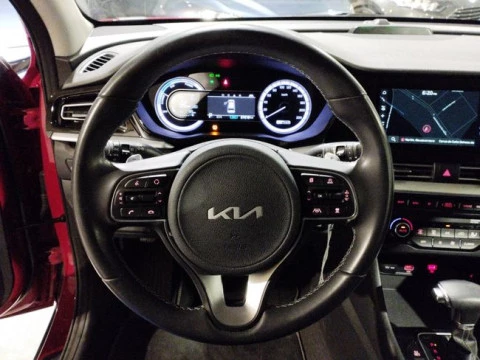 Kia Niro 1.6 GDi PHEV 104kW (141CV) Drive