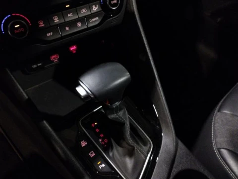 Kia Niro 1.6 GDi PHEV 104kW (141CV) Drive