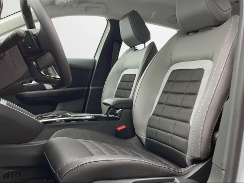 Citroën C4 Hybrid 145 ë-DCS6 Business Edition