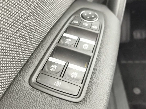 Renault Captur  Gasolina/gas  TCe Techno 74kW GLP