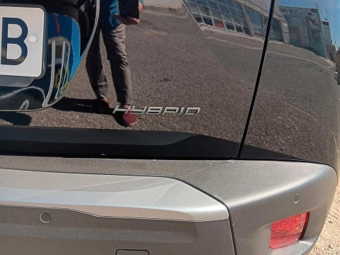 Peugeot 2008 1.2 HYBRID 145 STYLE EDSC6 5P