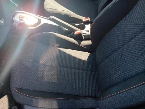 Peugeot 2008 1.2 HYBRID 145 STYLE EDSC6 5P