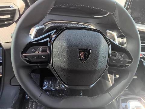 Peugeot 2008 1.2 HYBRID 145 STYLE EDSC6 5P