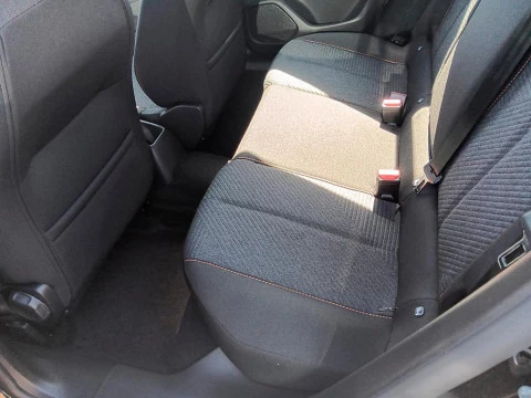 Peugeot 2008 1.2 HYBRID 145 STYLE EDSC6 5P