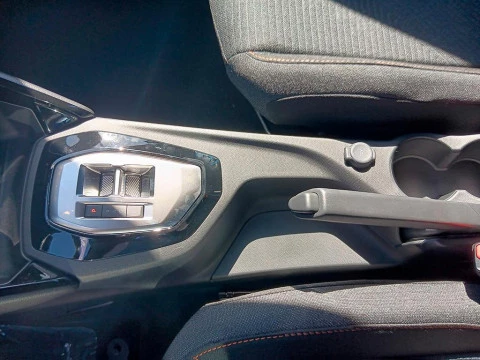 Peugeot 2008 1.2 HYBRID 145 STYLE EDSC6 5P