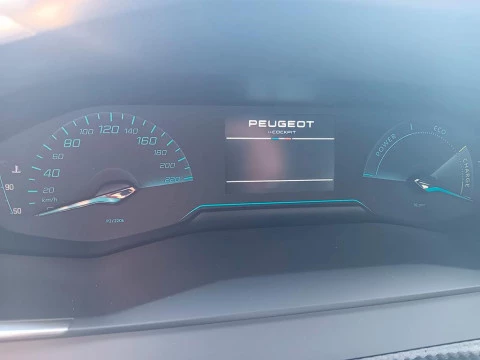 Peugeot 2008 1.2 HYBRID 145 STYLE EDSC6 5P