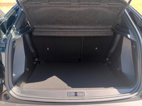 Peugeot 2008 1.2 HYBRID 145 STYLE EDSC6 5P