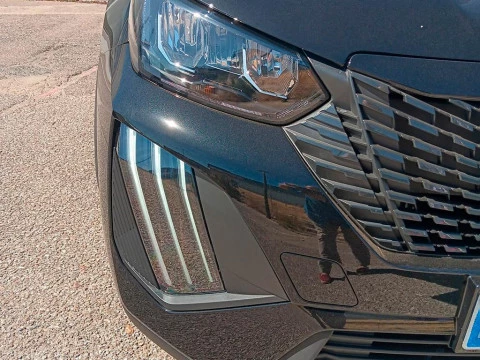 Peugeot 2008 1.2 HYBRID 145 STYLE EDSC6 5P