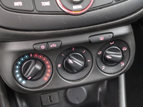 Opel Corsa 1.4 66KW EXPRESSION PRO 90 5P