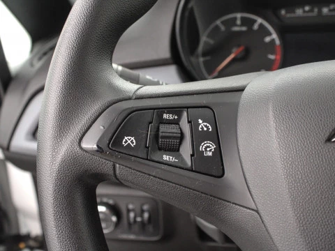 Opel Corsa 1.4 66KW EXPRESSION PRO 90 5P