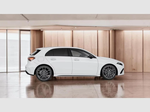 Mercedes-Benz Clase A A 250 e con tecnologia hibrida EQ