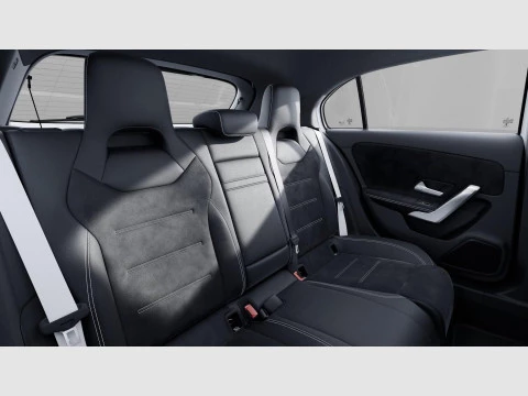 Mercedes-Benz Clase A A 250 e con tecnologia hibrida EQ