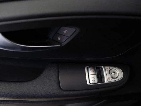 Mercedes-Benz V-CLASS CLASE V 220D COMBI 6 COMPACT 4P