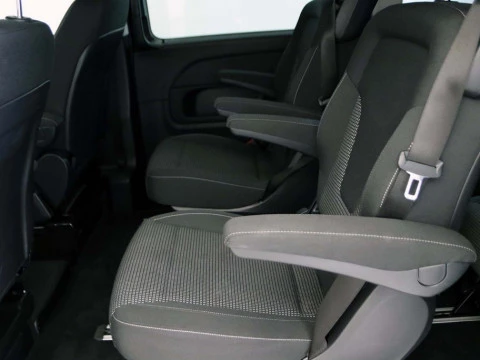 Mercedes-Benz V-CLASS CLASE V 220D COMBI 6 COMPACT 4P