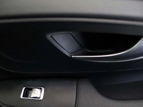 Mercedes-Benz V-CLASS CLASE V 220D COMBI 6 COMPACT 4P