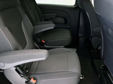 Mercedes-Benz V-CLASS CLASE V 220D COMBI 6 COMPACT 4P