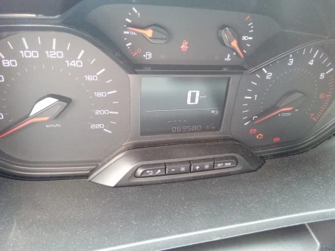 Peugeot Partner Premium Standard 600kg BlueHDi 73kW