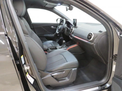Audi Q2 Black line 35 TFSI 110 kW (150 CV) S tronic