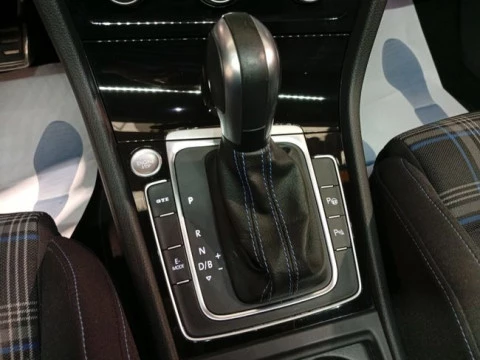 Volkswagen Golf GTE 1.4 TSI e-Power 150kW (204CV) DSG