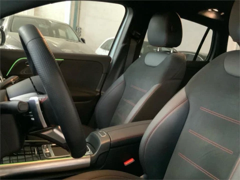 Mercedes-Benz GLA 200 D