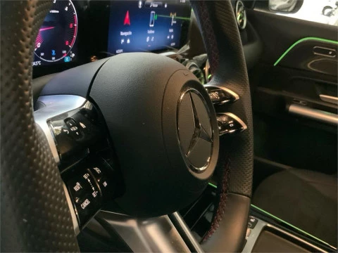 Mercedes-Benz GLA 200 D