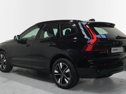 Volvo XC60 XC60 PLUS B5 AWD MILD HYBRID GASOLINA DARK