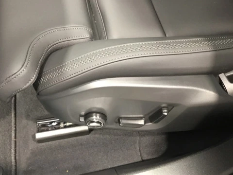 Volvo XC60 XC60 PLUS B5 AWD MILD HYBRID GASOLINA DARK