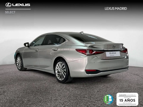 Lexus ES 2.5 300h Luxury