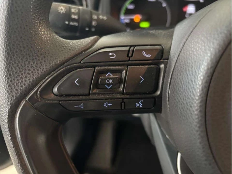 Toyota Yaris BUSINESS PLUS 1.5 VVT-I HEV 5P