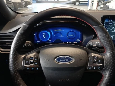 Ford Focus 1.0 Ecoboost MHEV 92kW ST-Line X